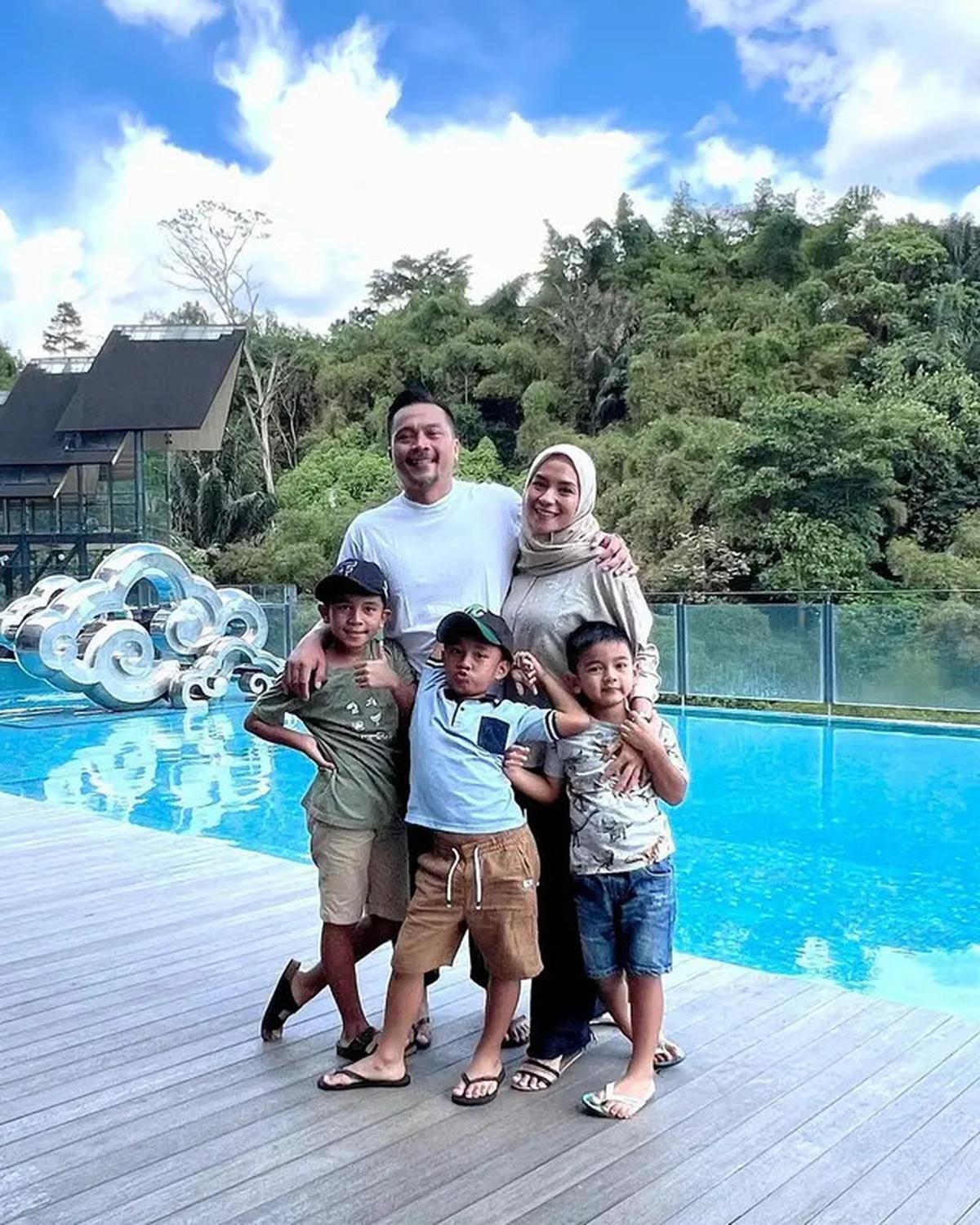 Ciri Suami Penyayang yang Membuat Rumah Tangga Harmonis