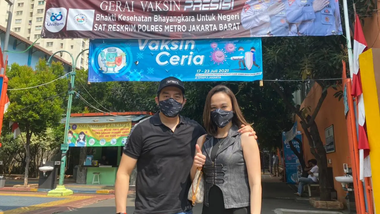 Martin Carter dan Allia Rosa