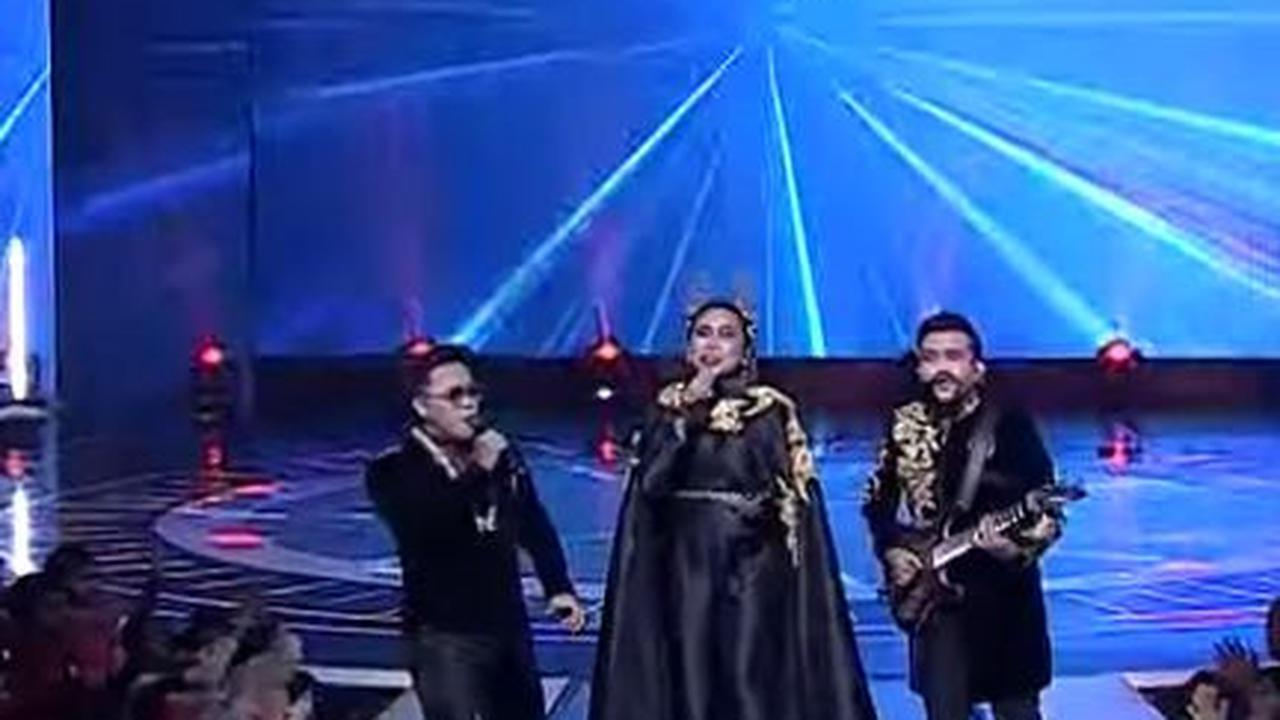 Satu Studio Jingkrak-jingkrak, Duet Maut Danang-Evi Masamba-Fildan Bawakan Lagu 'Bimbang' di Panggung D'Academy 6