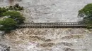 Suaka margasatwa yang terkenal di dunia ini merupakan wilayah terbaru di Kenya yang terkena dampak hujan lebat. (AP Photo/Bobby Neptune)