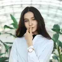 ilustrasi perempuan/copyight Lia Bolatov by Unsplash