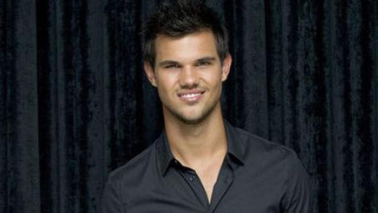 Taylor Lautner sedih harus mengakhiri Twilight Saga