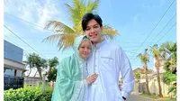 6 Momen Dinda Hauw & Rey Mbayang saat Idul Adha, Lebaran Pertama Jadi Suami Istri (sumber: Instagram.com/rey_mbayang)