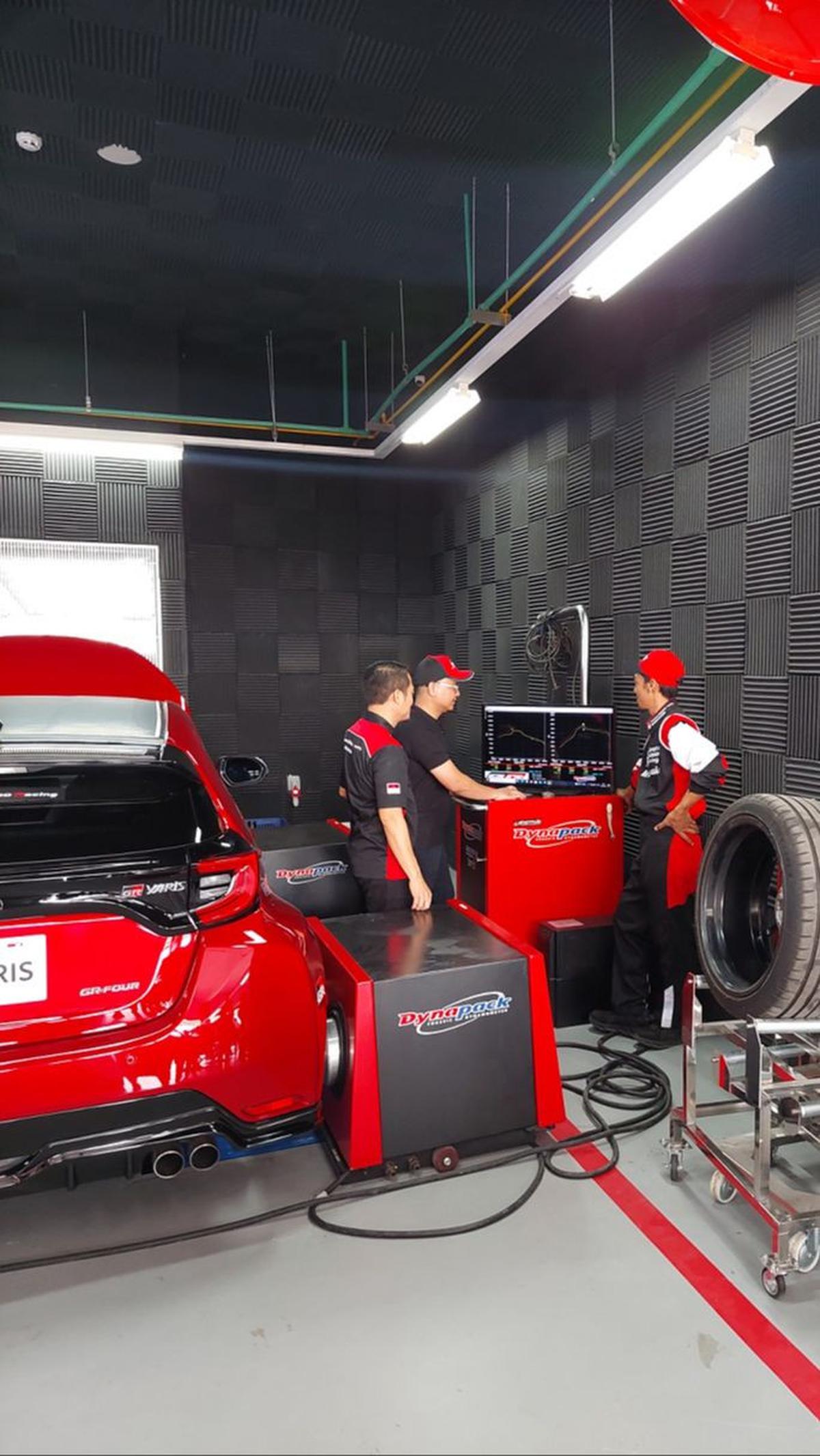 Fasilitas worskhop canggih dan modern dilengkapi dyno stall.&nbsp;