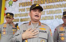 Jenderal Polisi Kagum Bhabinkamtibmas Pakai Uang Sendiri Bangun Masjid, Langsung Dipeluk Erat