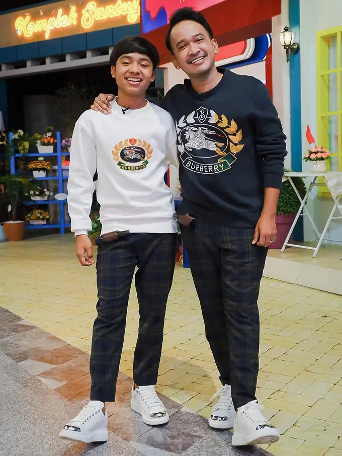 Disebut Makin Mirip, Ini 6 Potret Kebersamaan Ruben Onsu dan Betrand Peto