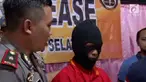 Seorang petugas kebersihan sampah keliling kampung di Teluk Betung Selatan, Bandar Lampung dibekuk polisi karena telah menyodomi 2 bocah anak tetangganya.