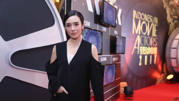 [Bintang] Dea Ananda