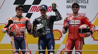 Maverick Vinales berhasil menembus tiga besar klasemen setelah menjuarai MotoGP Malaysia 2019. (AFP/Mohd Rasfan)