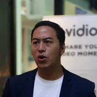 Kali ini tema yang akan dibawakan oleh Pandji mengangkat pelanggaran Hak Asasi Manusia. Pandji pun merasa khawatir  cuaca ekstrem yang terjadi ketika ia menjajaki beberapa negara ter sebut. (Andy Masela/Bintang.com)