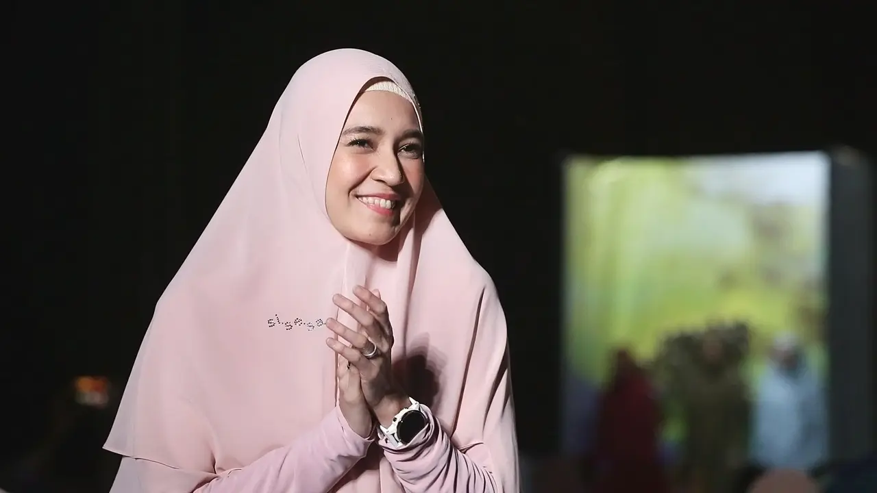 [Fimela] Dhini Aminarti