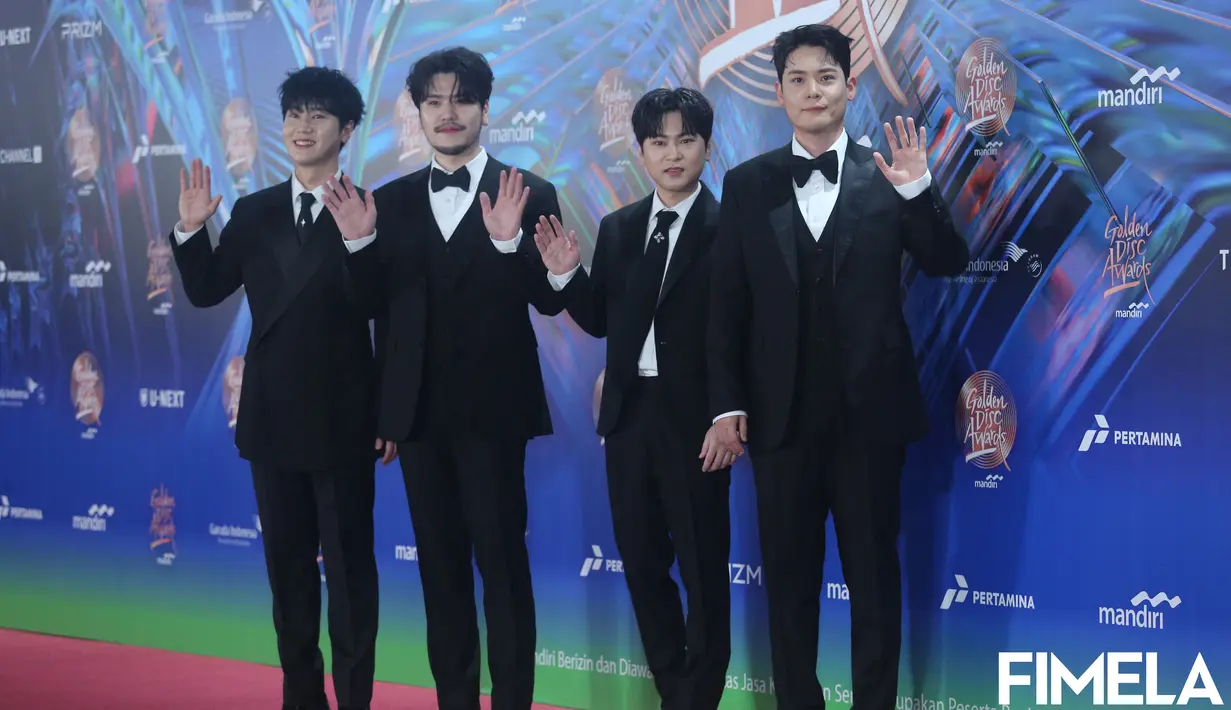 <p>La Poem di red carpet Golden Disc Awards 2024 yang digelar di Jakarta, Sabtu (6/1/2024). [Foto: Bayu Herdianto/Fimela]</p>