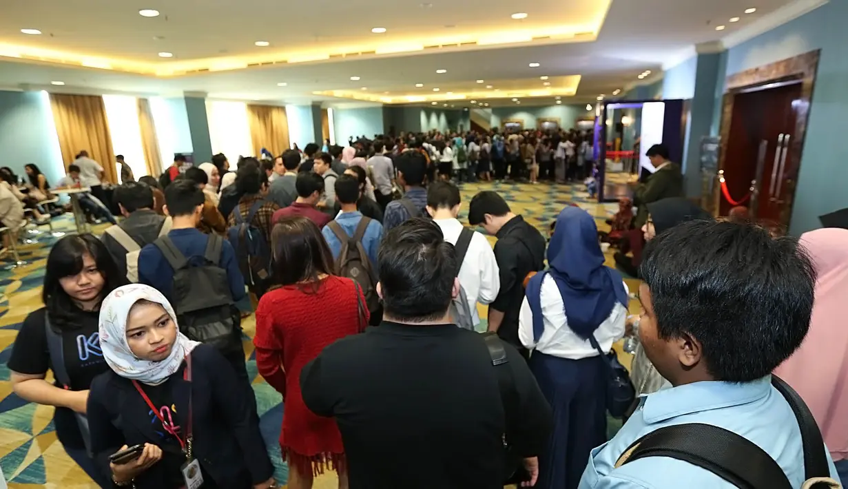 Untuk kategori Art, nominasinya adalah Tahilalats, Pinot, Diera Bachir, dan Aulion pun ikut mendapat nominasi. Atas karya yang mereka hasilkan, empat nama tersebut masuk dalam kategori Art. (Bambang E. Ros/Bintang.com)