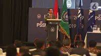 Menteri Pemuda dan Olahraga RI ( Menpora) Zainudin Amali memberikan sambutan pada Kongres Luar Biasa (KLB) Pemilihan PSSI di Jakarta, Sabtu (2/11/2019). Agenda KLB PSSI kali ini adalah pemilihan ketua umum, wakil ketua umum, serta 12 anggota Komite Eksekutif (Exco). (Liputan6.com/Herman Zakharia)
