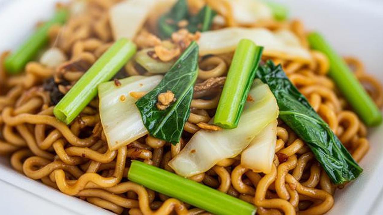 10 Ide Jualan Mie Goreng Rp 2.000-an yang Laris Manis, Modal Receh tapi Cuan Bisa Melimpah