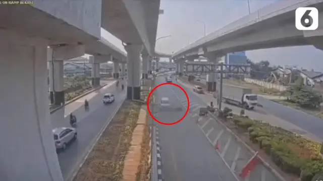 Pengendara Mobil Tabrak Pemotor Hingga Tewas Karena Cekcok