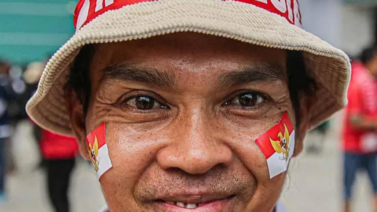 FOTO: Antusiasme Suporter Timnas Indonesia Serbu Gelora Bung Tomo Jelang Pembukaan Piala Dunia U-17