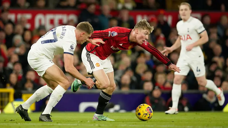 051710200_1705285651-20240115-Manchester-United-Vs-Tottenham-Hotspur-AP-2