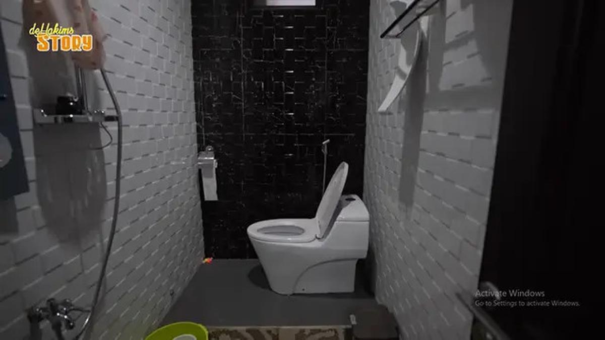 Potret Terbaru Kamar Mandi di Rumah Ayu Ting Ting, Dulu Punya Dua Kloset Berhadapan