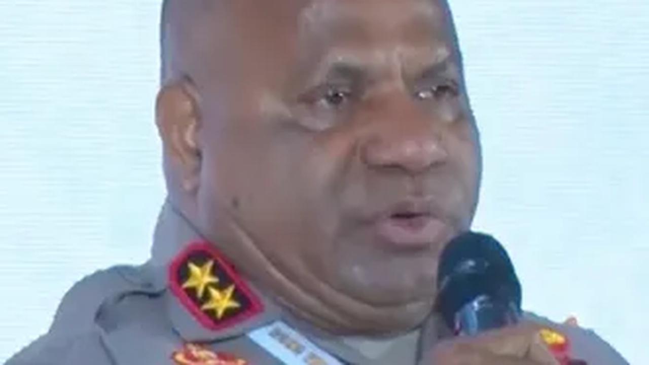 Tegaskan Papua Bisa Bikin Indonesia Pusing 7 Keliling <br>