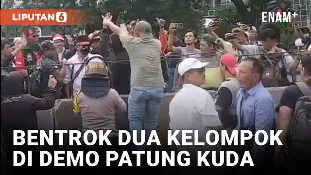 Demonstran Mengawal Hakim MK Bentrok dengan Pendukung Prabowo-Gibran di Patung Kuda