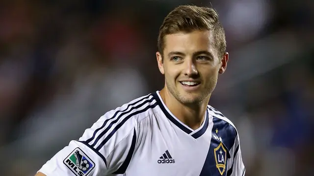 5 Pemain Sepak Bola yang Gay (udah)