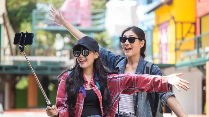 Senangnya Bisa Kembali Liburan, Ini Ritual Kecantikan yang Harus Dilakukan biar Selalu Selfie Ready