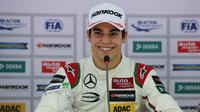 Pebalap pengembang Williams, Lance Stroll, dikabarkan bakal menjadi pengganti Felipe Massa yang pensiun usai balapan F1 2016. (Motorsport)