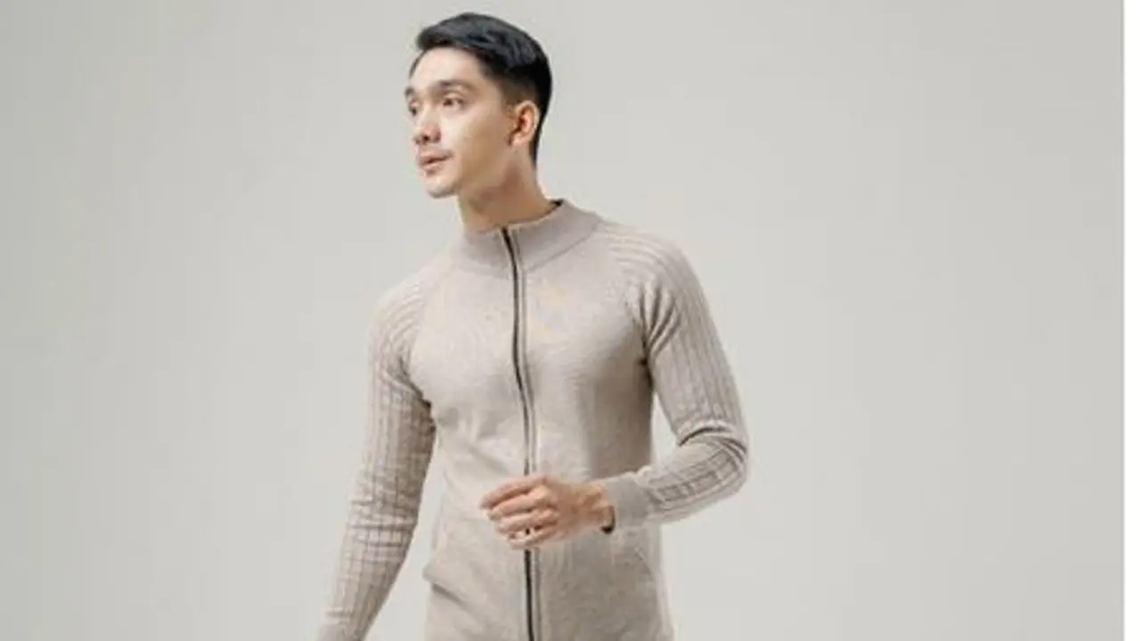 Pilihan Tampil dengan Gaya Smart Casual Bagi Pria