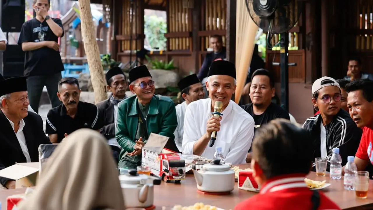 Bakal Calon Presiden (Bacapres) Ganjar Pranowo bertemu dengan relawannya se-Tasikmalaya, Jawa Barat. Kegiatan ini dalam rangka bersilahturahmi dan ramah-tamah antara Ganjar dengan relawannya (Istimewa)