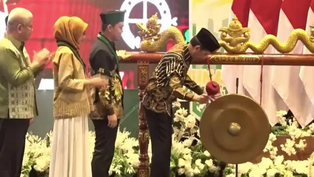 Presiden Jokowi membuka kongres ke-32 Himpunan Mahasiswa Islam (HMI) di Pontianak, Kalimantan Barat, Jumat (24/11/2023) (Istimewa)