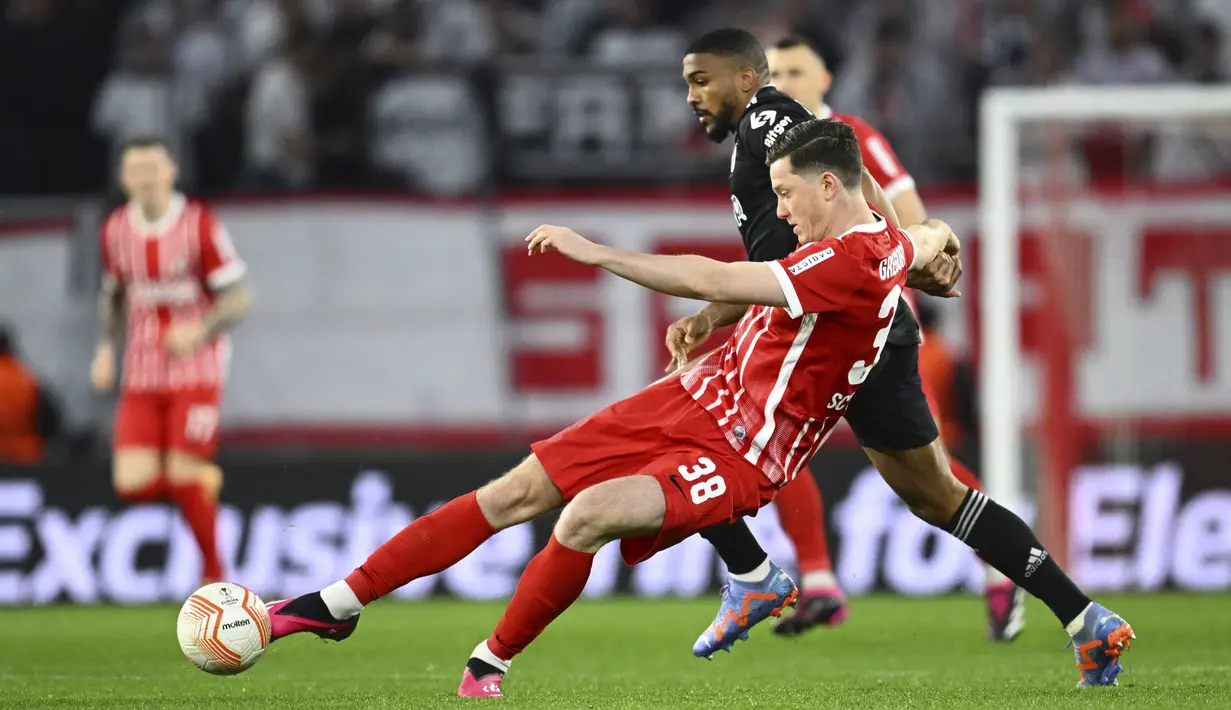 <p>Di pertemuan pertama pekan lalu di Allianz Stadium, Juventus menang berkat gol tunggal Angel Di Maria. (Tom Weller/dpa via AP)</p>