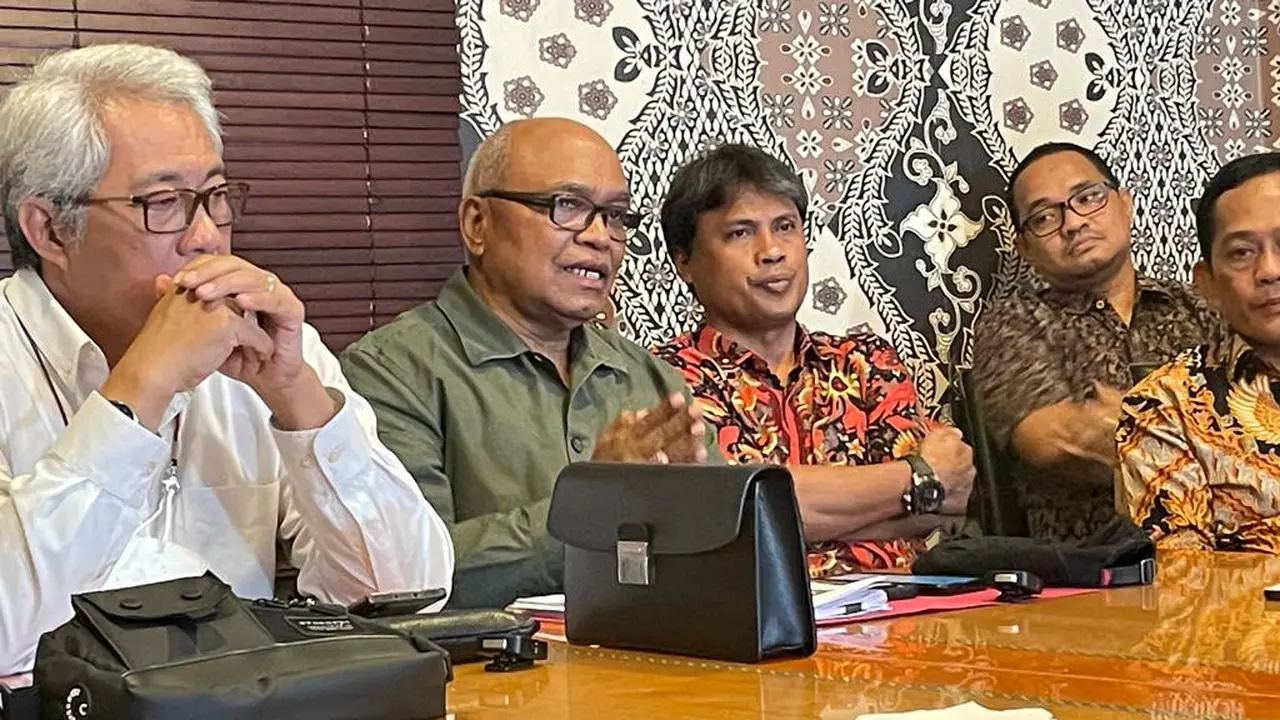Perkumpulan advokat yang tergabung dalam Pergerakan Advokat (Perekat) Nusantara.