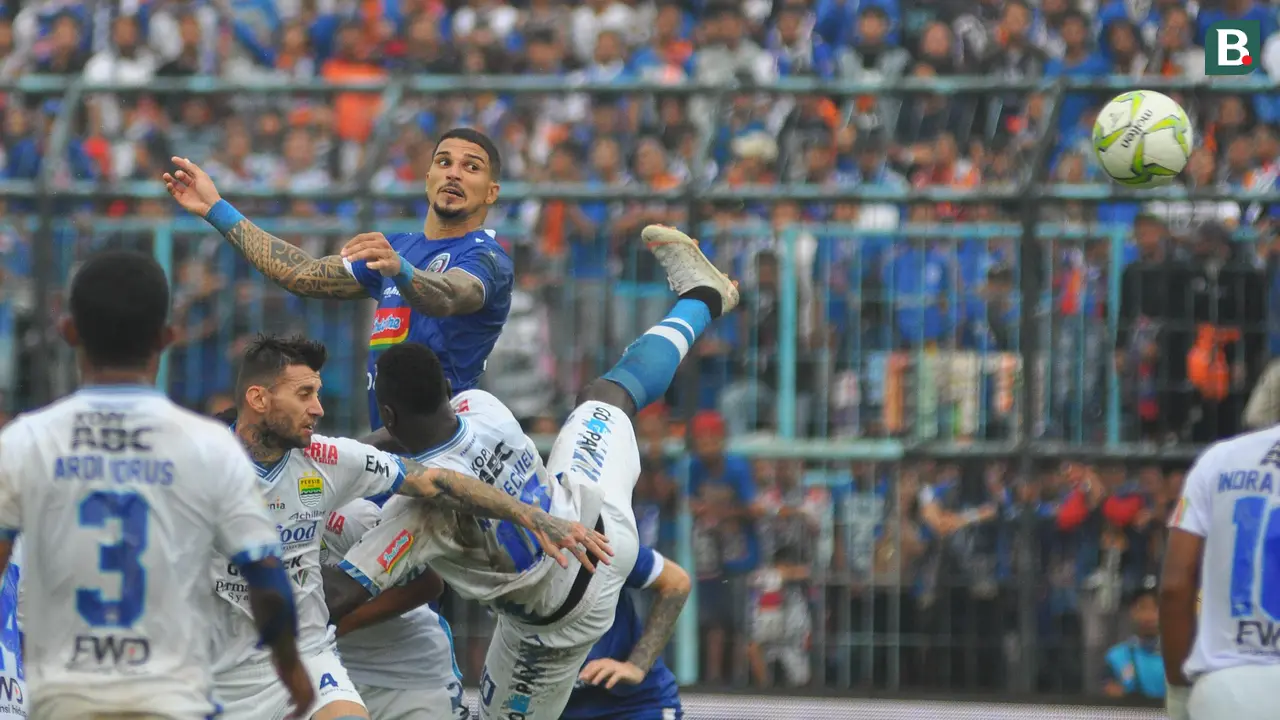 Arema FC vs Persib Bandung