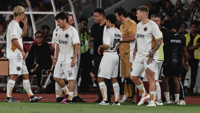 Girangnya Irfan Bachdim Main Bareng Del Piero Hingga Dapat Jersey Rivaldo