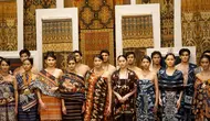 UMARATU, Rumah Ibu Bumi yang Merayakan Perempuan Penenun dan Warisan Tenun Sumba