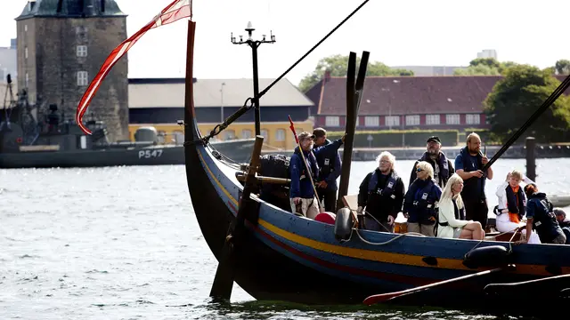 Replika kapal Viking
