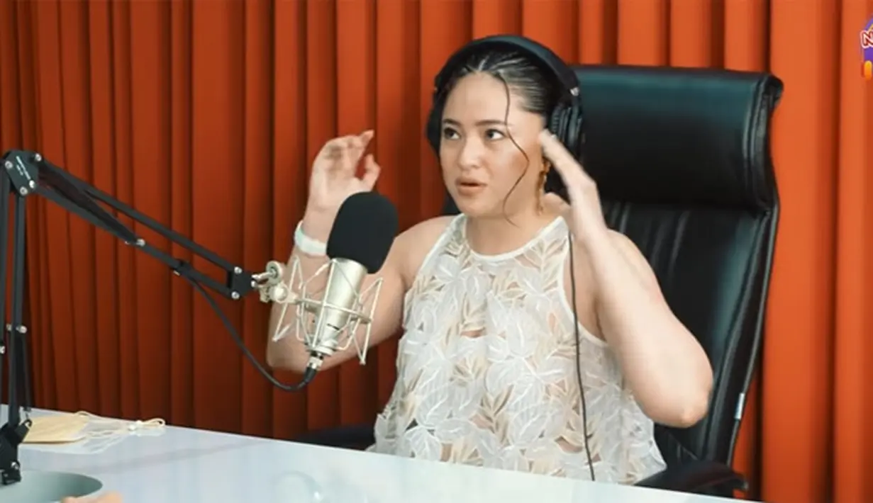 Marshanda (Youtube/NGOBROL ASIX)