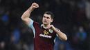 Sam Vokes, mencetak satu - satunya gol kemenangan untuk timnya Burnley saat melawan Leicester City pada lanjutan Premier League di Turf Moor, Burnley (31/1/2017).  (AFP/Oli Scarff)