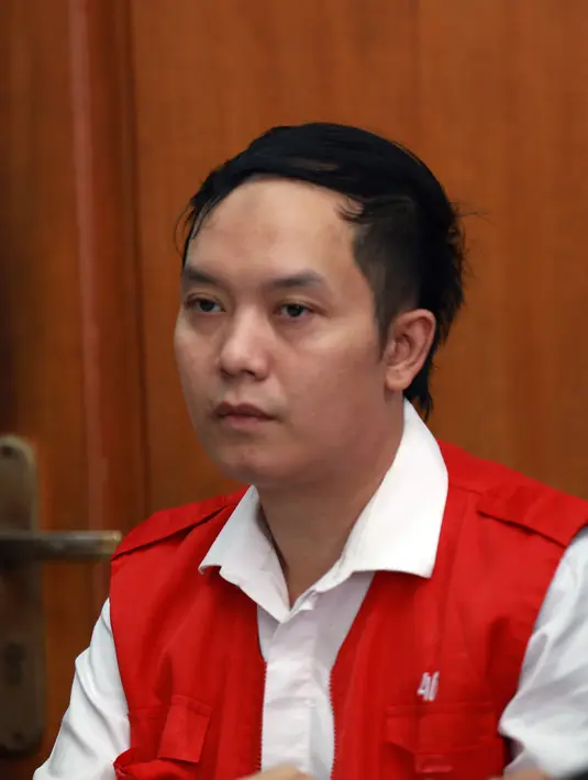 Hengki Kawilarang mengaku bahwa selama ini tidak punya itikad buruk kepada Jeng Ana. (Wimbarsana/bintang.com)