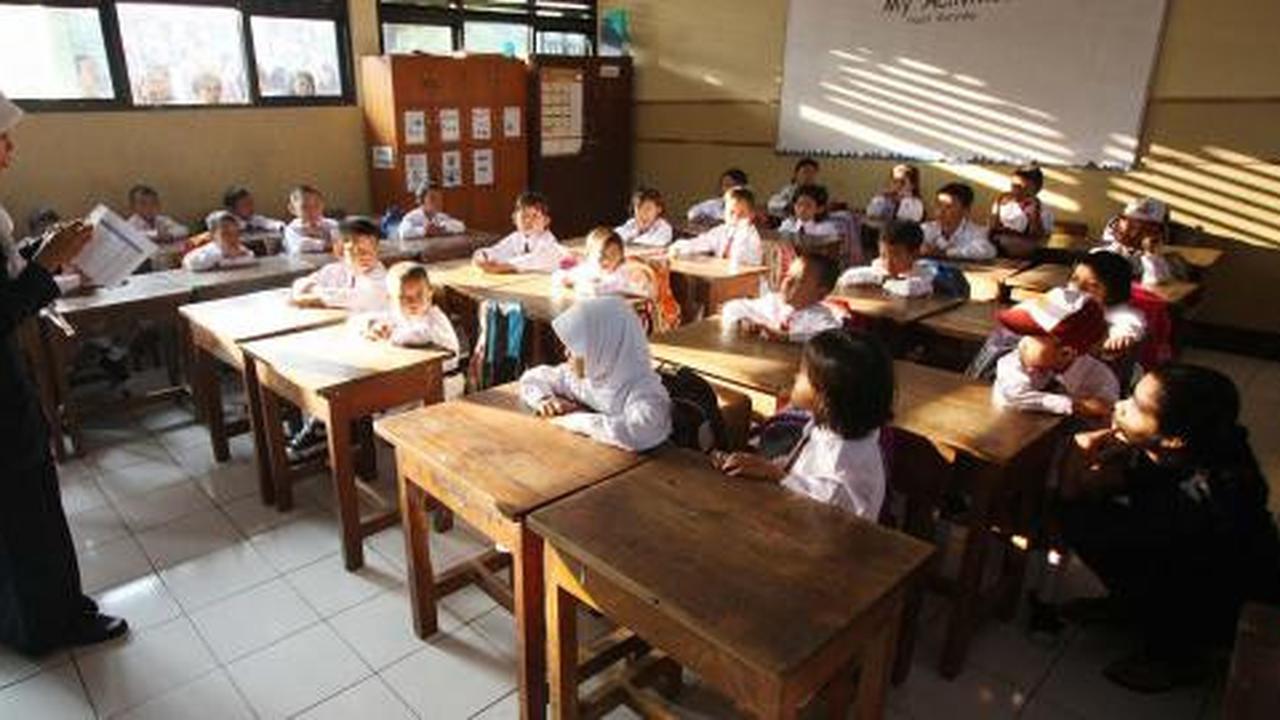 MK tegaskan sekolah yang tetap pakai metode RSBI ilegal