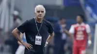 Pelatih Persib Minta Kejelasan Batas Waktu Penghentian Kompetisi