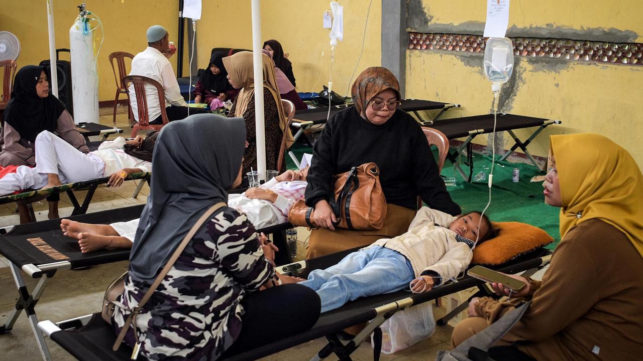 Puluhan Siswa di Jaktim Muntah dan Mual Usai Santap MBG, Langsung Dilarikan ke RSUD Pasar Rebo