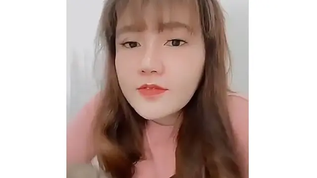 Disebut Mirip Lisa Blackpink, Ini 6 Gaya Rambut Terbaru Via Vallen