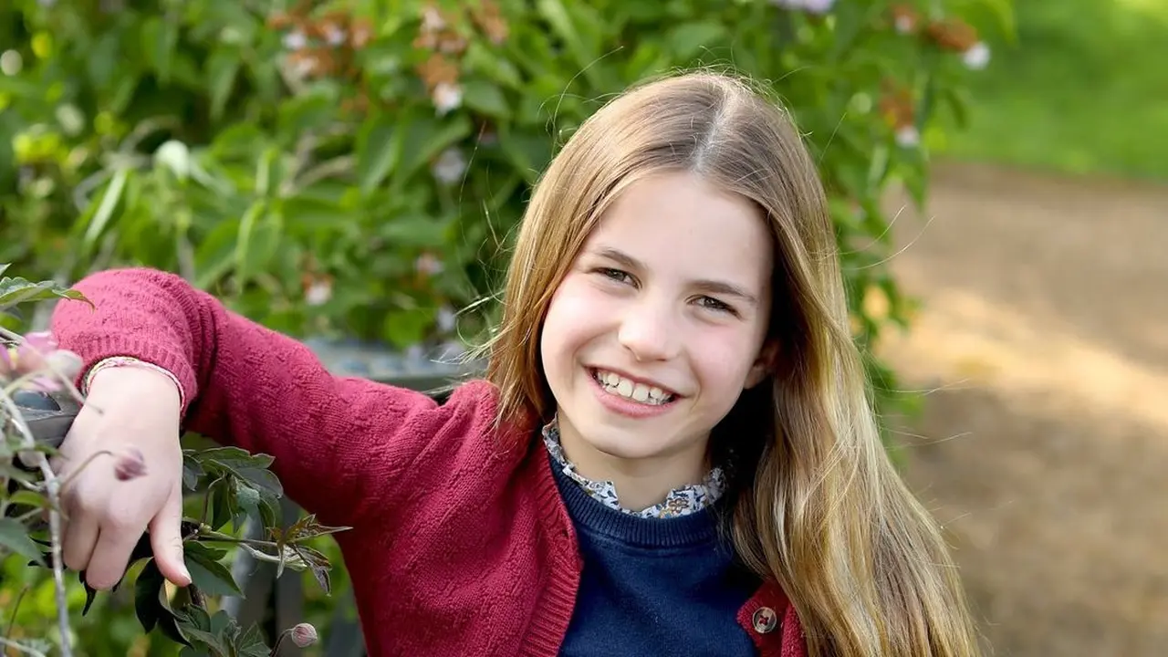 Potret Putri Charlotte Makin Terlihat Modis di Ulang Tahun ke-9, Wariskan DNA Cantik dari Kate Middleton