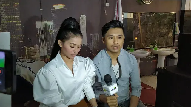 Tiara Marleen dan Abay Tok Tok