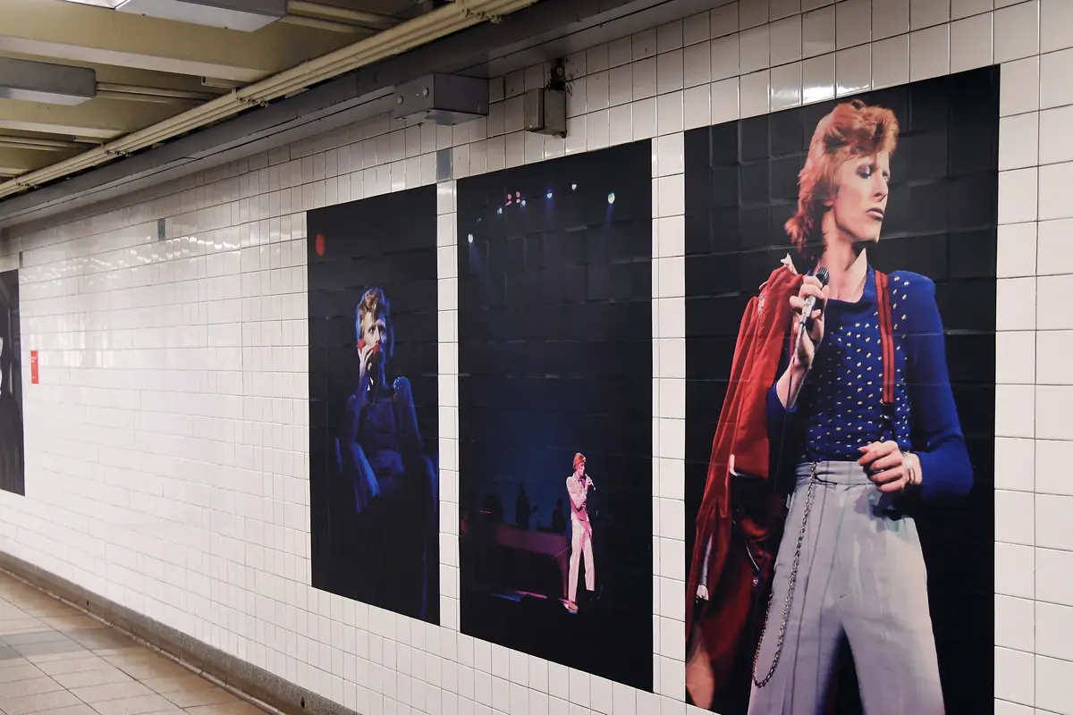 David Bowie Menjajah Stasiun New York