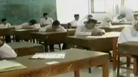 Beberapa siswa justru malah mengantuk saat sedang mengisi soal ujian. Selain itu, Chandra pelatih sepak bola yang kehilangan satu kaki.