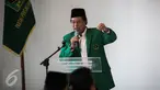 Ketua Umum PPP versi Muktamar Jakarta, Djan Faridz saat memberi sambutan di Mukernas II PPP, Jakarta, Selasa (29/3). Djan  menjanjikan umroh gratis untuk setiap pengurus DPC, DPW dan DPP atas kemenangan partainya di MA. (Liputan6.com/Faizal Fanani)