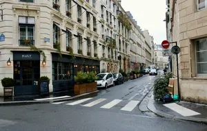 Deretan Butik Brand Mewah di Lokasi Demo Paris dan Milan, Louis Vuitton hingga Prada